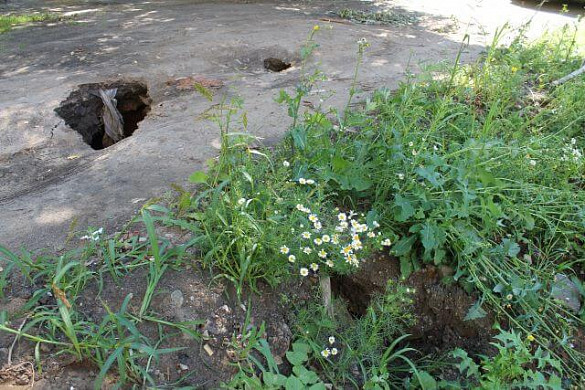 В Юрьевце из-за дождей провалилась дорога